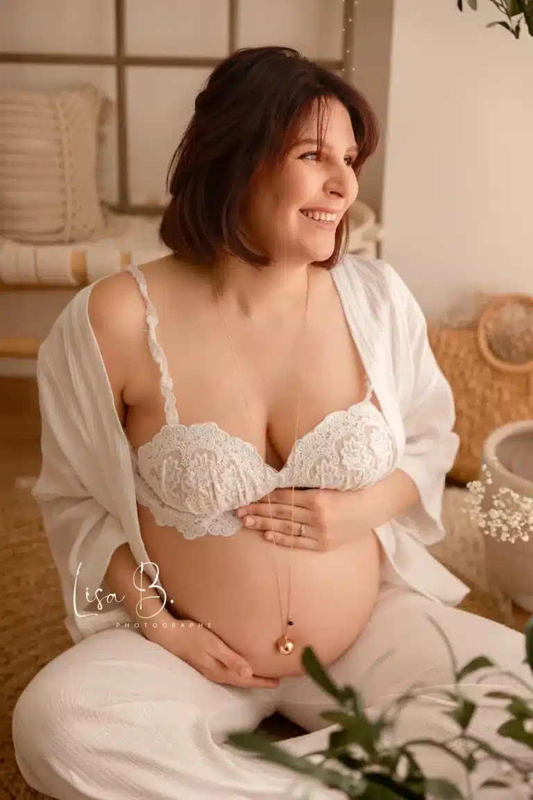 seance-grossesse-lumineuse-naturelle-chartres